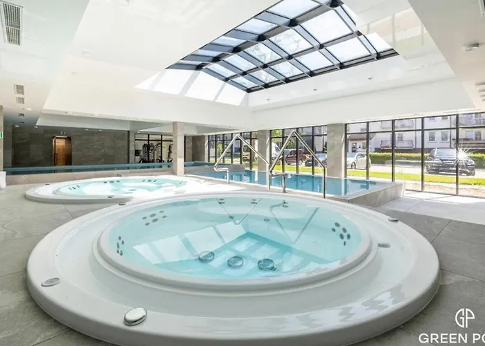 Apartament Green Port Basen&Jacuzzi Kołobrzeg